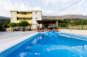 Apartments with a swimming pool Podstrana, Split - 13393